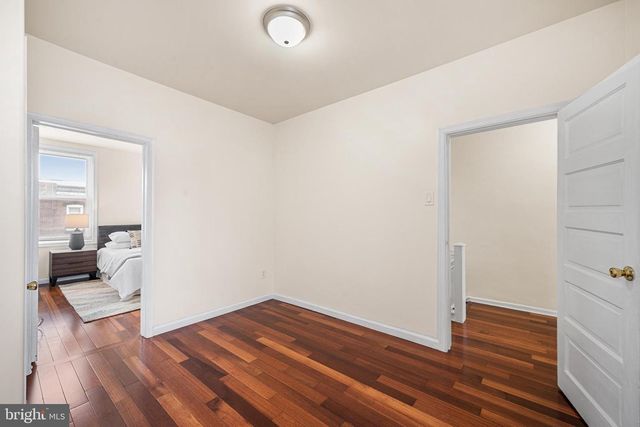 1521 W SHUNK ST, Philadelphia, PA 19145