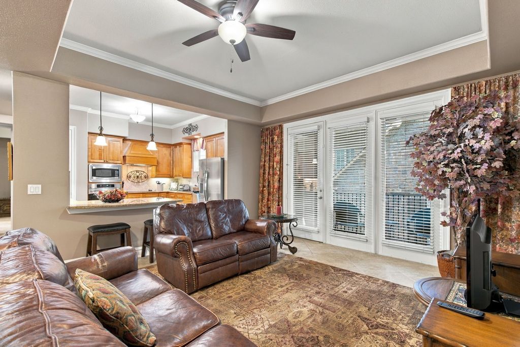 301 Watermere Drive 319, Southlake, TX 76092 — photo 2