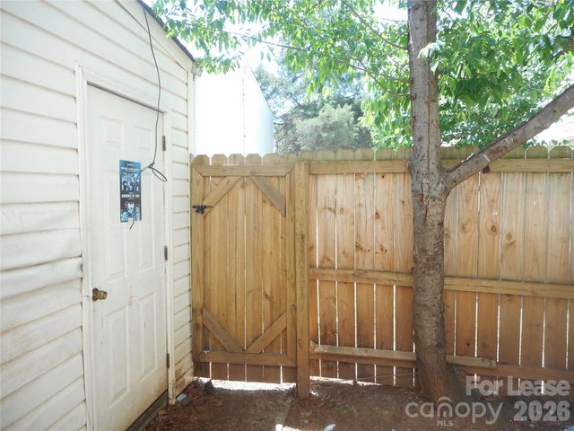 7961 Shady Oak Trail 65, Charlotte, NC 28210