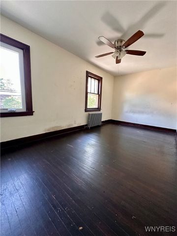 2010 Niagara Street, Niagara Falls, NY 14303