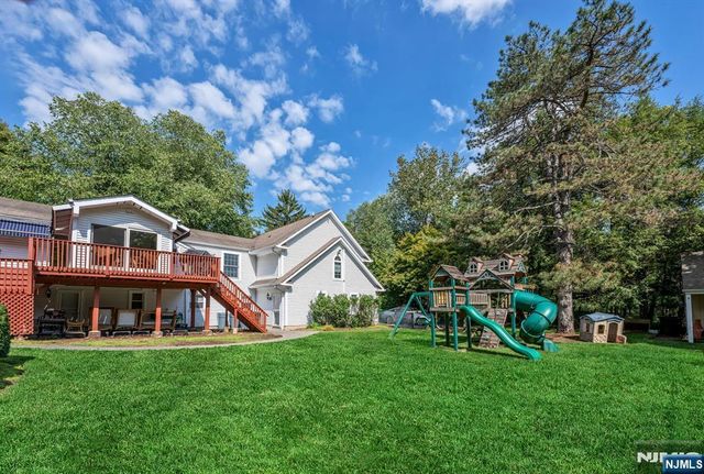 24 Vanderbeck Lane, Mahwah, NJ 07430