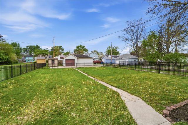 317 S 2nd Street, Tipp City, OH 45371
