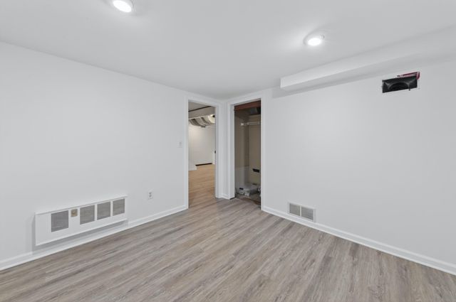 1646 E Stadium Boulevard, Ann Arbor, MI 48104