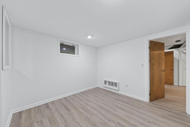 1646 E Stadium Boulevard, Ann Arbor, MI 48104