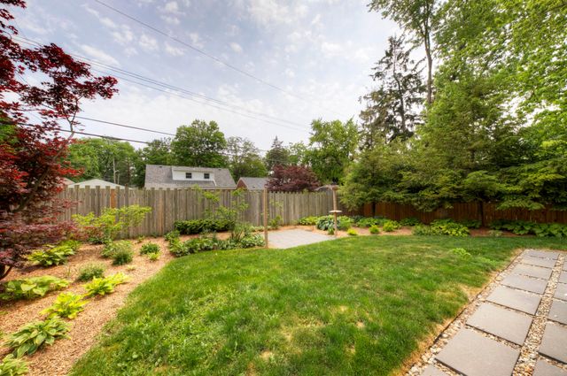 1646 E Stadium Boulevard, Ann Arbor, MI 48104