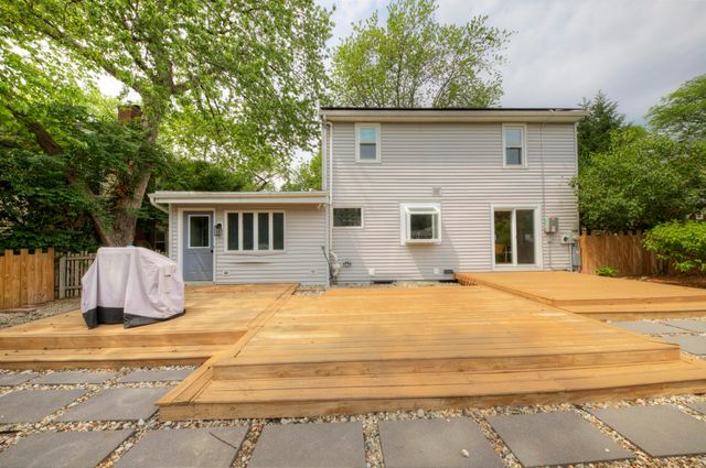 1646 E Stadium Boulevard, Ann Arbor, MI 48104