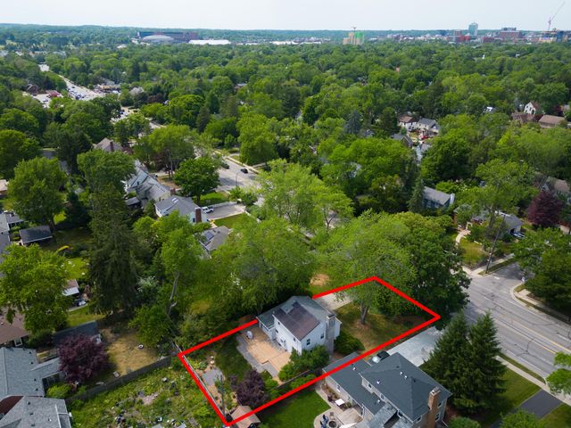1646 E Stadium Boulevard, Ann Arbor, MI 48104