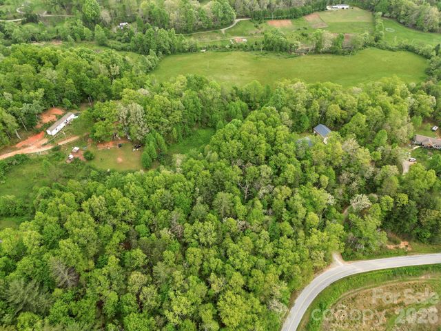 230 Harlow and Cricket Drive, Balsam Grove, NC 28708