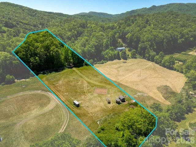 230 Harlow and Cricket Drive, Balsam Grove, NC 28708