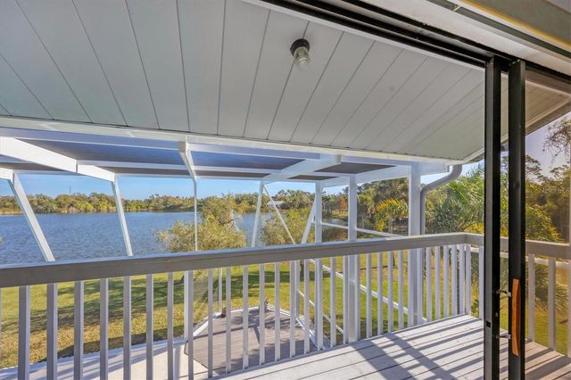 5885 DENISON DRIVE, Venice, FL 34293