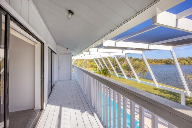 5885 DENISON DRIVE, Venice, FL 34293