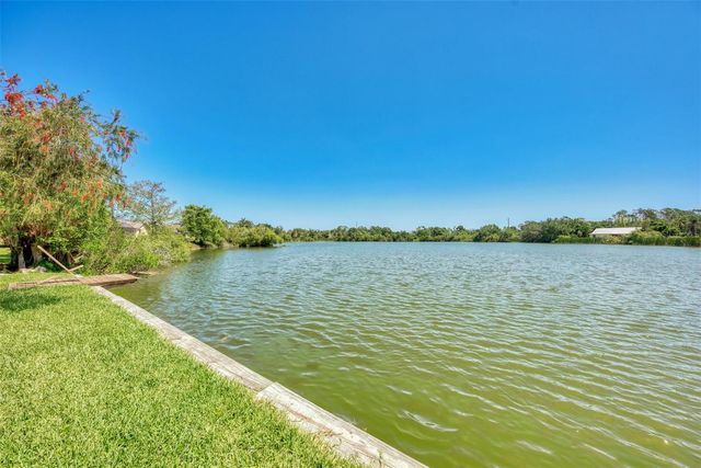 5885 DENISON DRIVE, Venice, FL 34293
