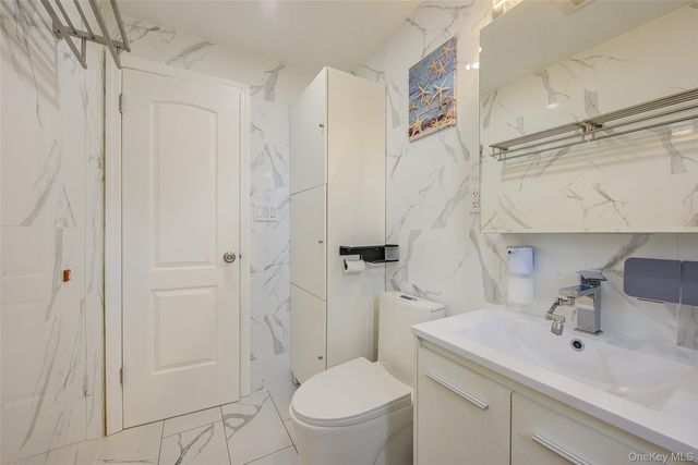 199-21 19th Avenue 2-161, Whitestone, NY 11357