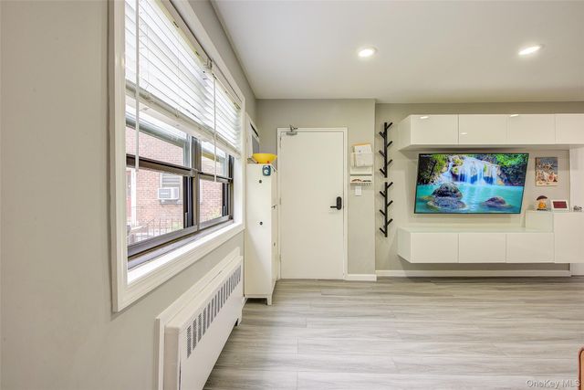 199-21 19th Avenue 2-161, Whitestone, NY 11357