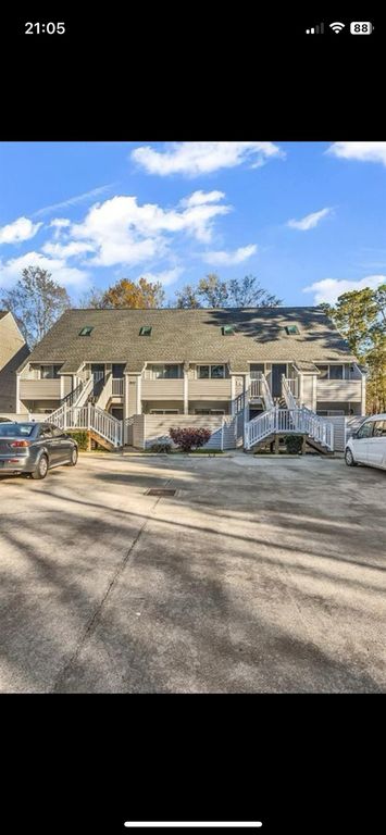 400 Cambridge Cir, Murrells Inlet, SC 29576