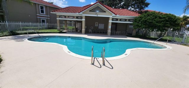 2816 OSPREY COVE PLACE 201, Kissimmee, FL 34746