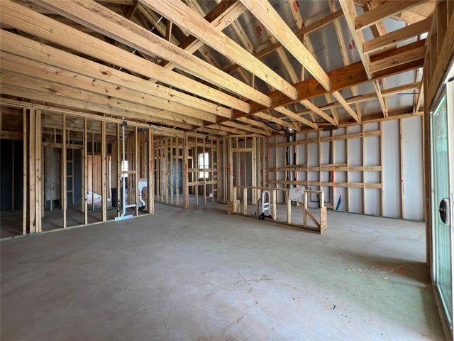 138 Arlington Park LOOP, Hutto, TX 78634