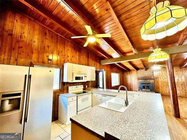 504 N Little Victoria Road, Woodstock, GA 30189