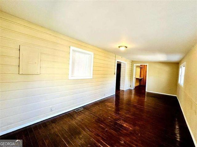 504 N Little Victoria Road, Woodstock, GA 30189