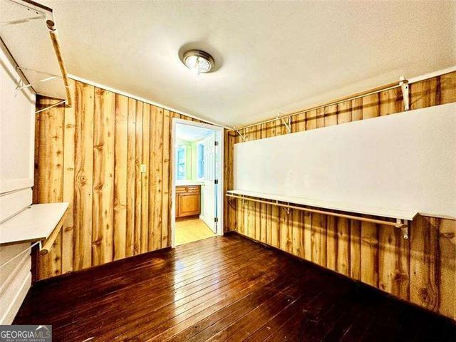 504 N Little Victoria Road, Woodstock, GA 30189