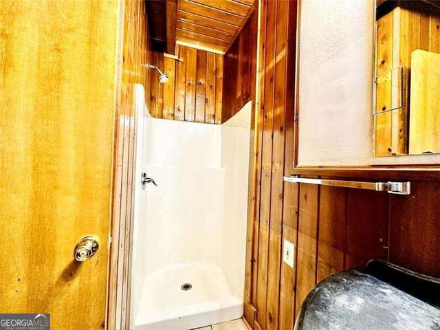 504 N Little Victoria Road, Woodstock, GA 30189