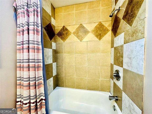 504 N Little Victoria Road, Woodstock, GA 30189