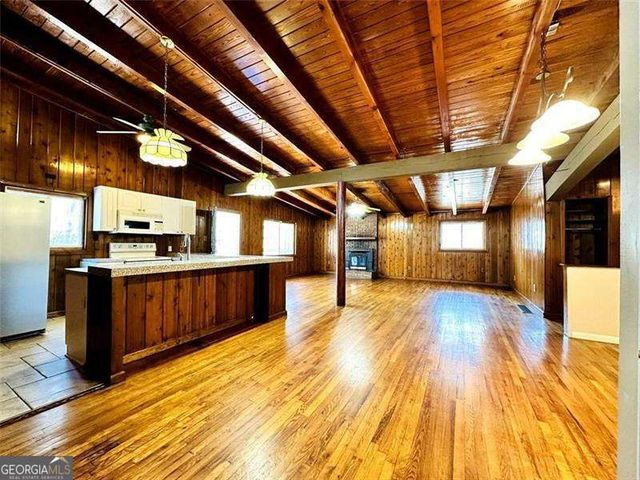 504 N Little Victoria Road, Woodstock, GA 30189
