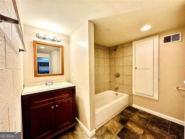 504 N Little Victoria Road, Woodstock, GA 30189
