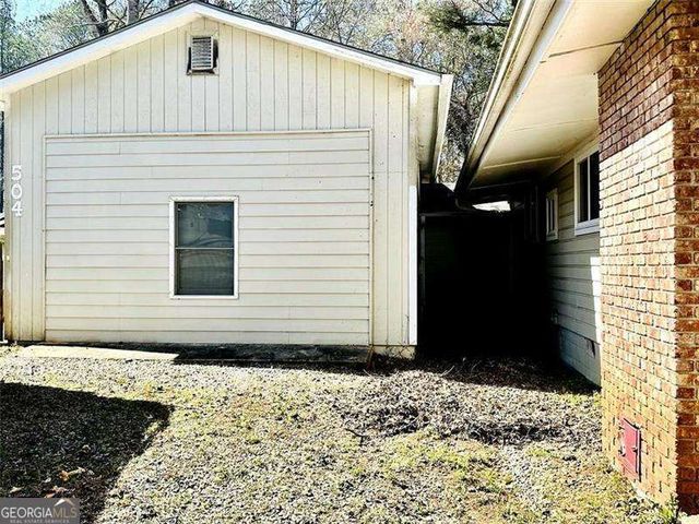 504 N Little Victoria Road, Woodstock, GA 30189