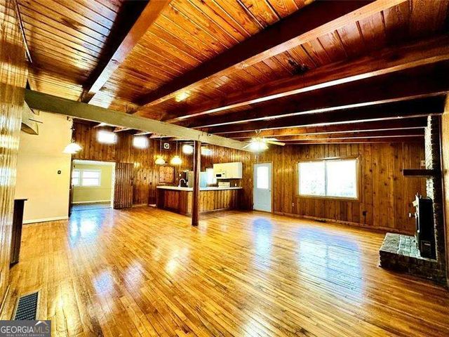 504 N Little Victoria Road, Woodstock, GA 30189
