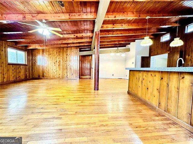 504 N Little Victoria Road, Woodstock, GA 30189