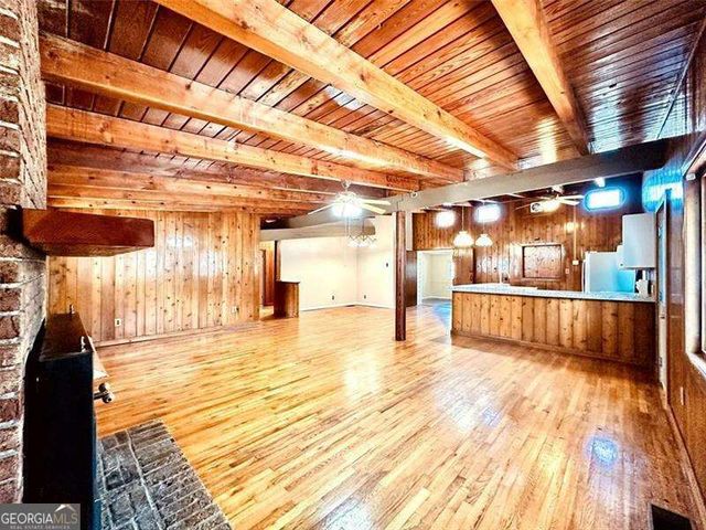 504 N Little Victoria Road, Woodstock, GA 30189