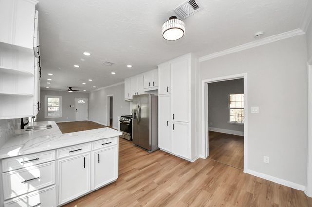 3321 Michigan Street, Baytown, TX 77520