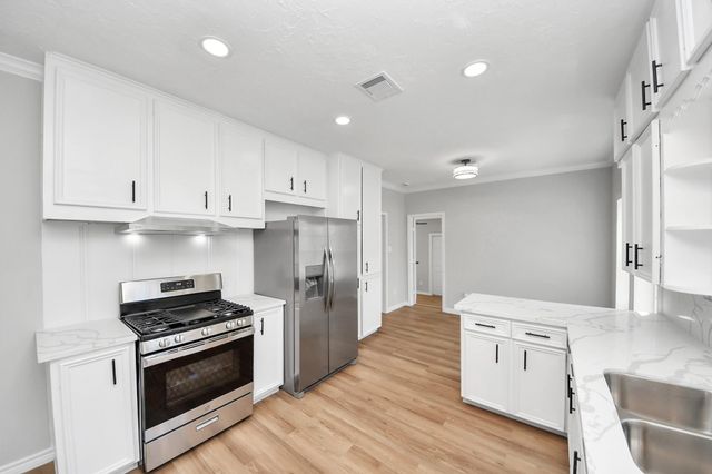 3321 Michigan Street, Baytown, TX 77520