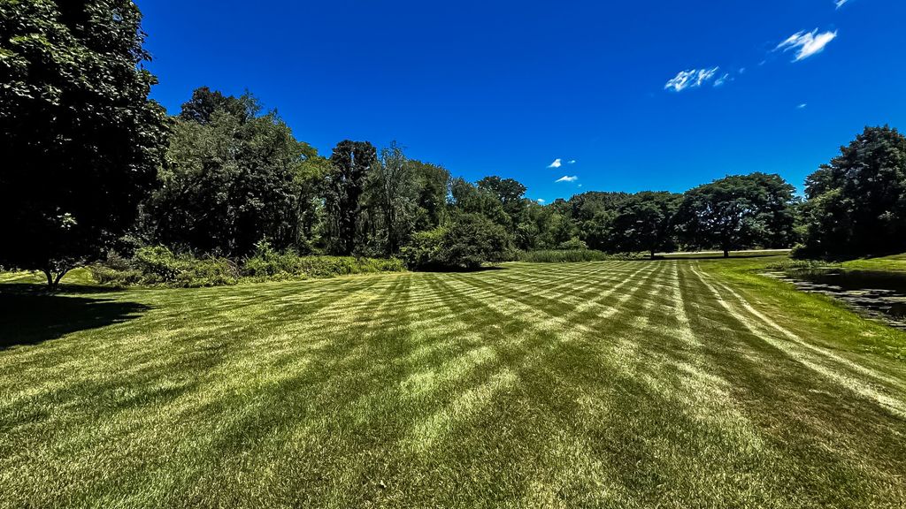 1200 Juliano Court, Barrington Hills, IL 60010