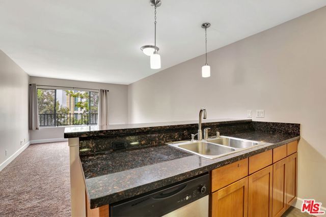 10982 Roebling Avenue 434, Los Angeles, CA 90024