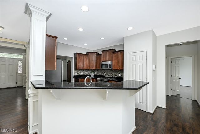 1008 Dalby Circle, Uniontown, OH 44685