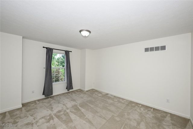 1008 Dalby Circle, Uniontown, OH 44685