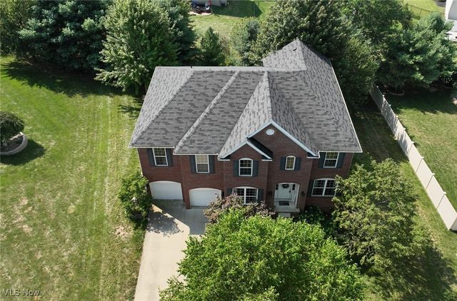 1008 Dalby Circle, Uniontown, OH 44685