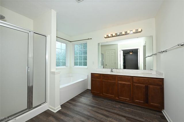 1008 Dalby Circle, Uniontown, OH 44685