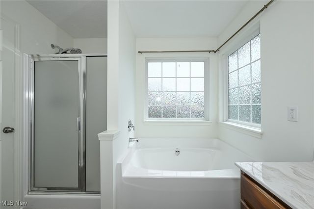 1008 Dalby Circle, Uniontown, OH 44685