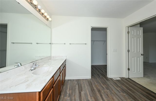 1008 Dalby Circle, Uniontown, OH 44685