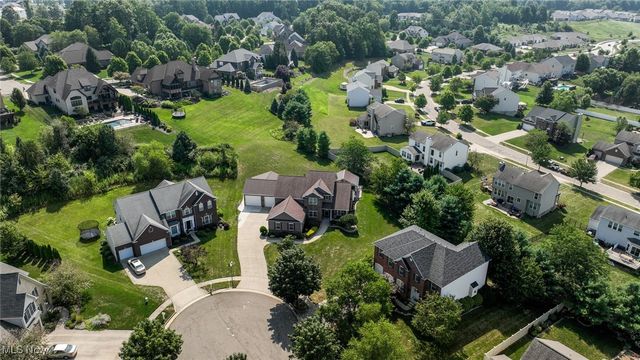 1008 Dalby Circle, Uniontown, OH 44685