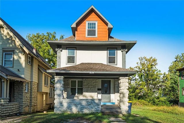 4022 chestnut Avenue, Kansas City, MO 64130