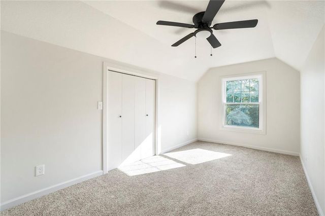 4022 chestnut Avenue, Kansas City, MO 64130