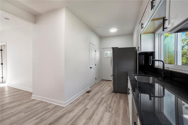 4022 chestnut Avenue, Kansas City, MO 64130