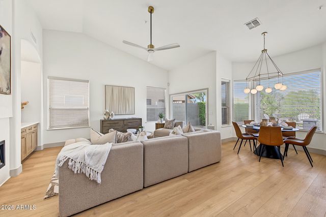 11140 E WHITE FEATHER Lane, Scottsdale, AZ 85262