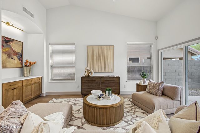 11140 E WHITE FEATHER Lane, Scottsdale, AZ 85262