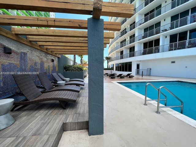 1750 N Bayshore Dr 4305, Miami, FL 33132