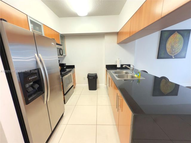 1750 N Bayshore Dr 4305, Miami, FL 33132